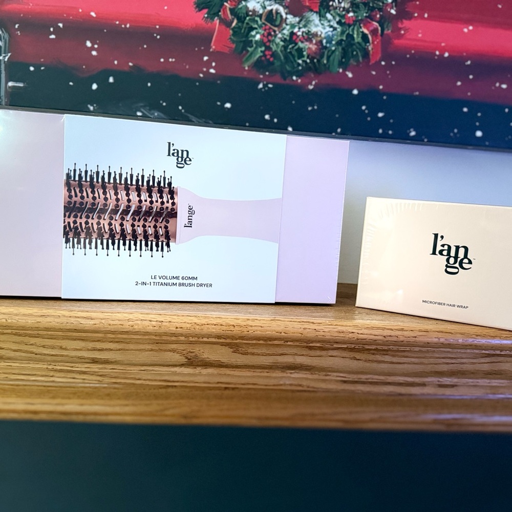 Lange Le Volume 2-in-1 Titanium Brush Dryer - Pink and Black